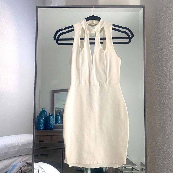 Lulus | S | Bodycon Cutout Plunge Dress - Picture 1 of 2